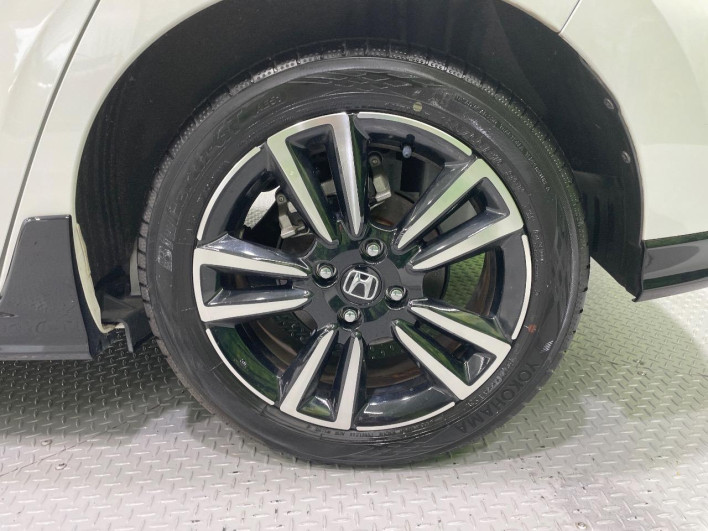 2022 Honda Fit 6AA-GR3 (UW-6a0a81fa17f24)[11]