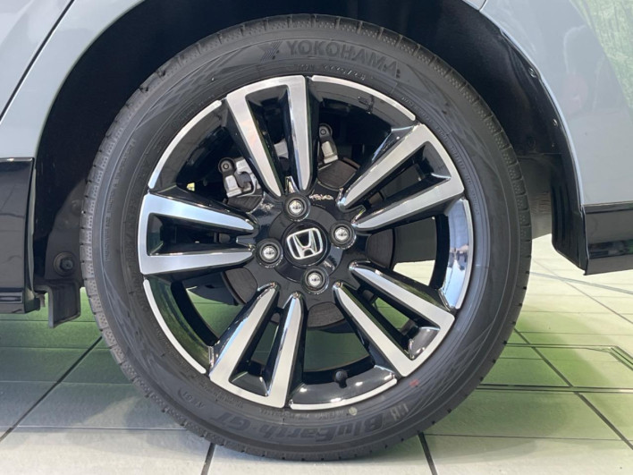 2023 Honda Fit 6AA-GR3 (UW-6a0a81fa36dde)[12]