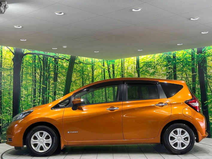 2016 Nissan Note DAA-HE12 (UW-6a0a82060e6af)[8]