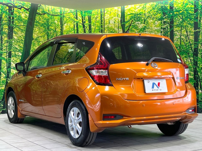 2016 Nissan Note DAA-HE12 (UW-6a0a82060e6af)[9]