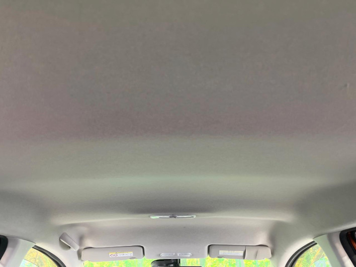 2016 Nissan Note DAA-HE12 (UW-6a0a82060e6af)[13]