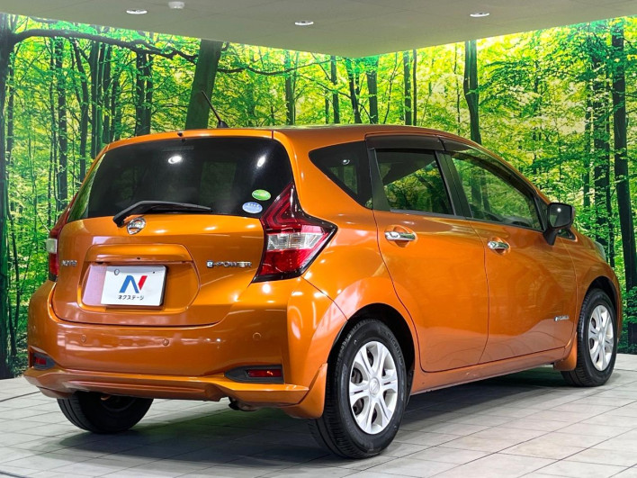 2016 Nissan Note DAA-HE12 (UW-6a0a82060e6af)[17]