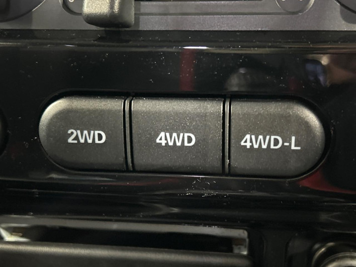 2012 Suzuki Jimny ABA-JB23W (UW-6a0a82167ff49)[17]