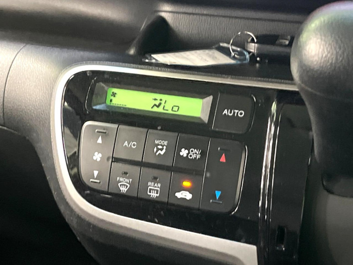 2014 Honda N-BOX DBA-JF1 (UW-6a0a821f9469b)[23]