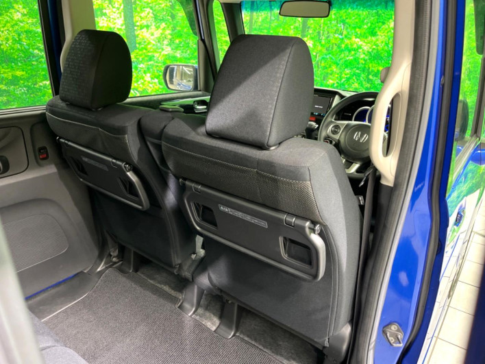 2015 Honda N-BOX CUSTOM DBA-JF1 (UW-6a0a82205d593)[17]