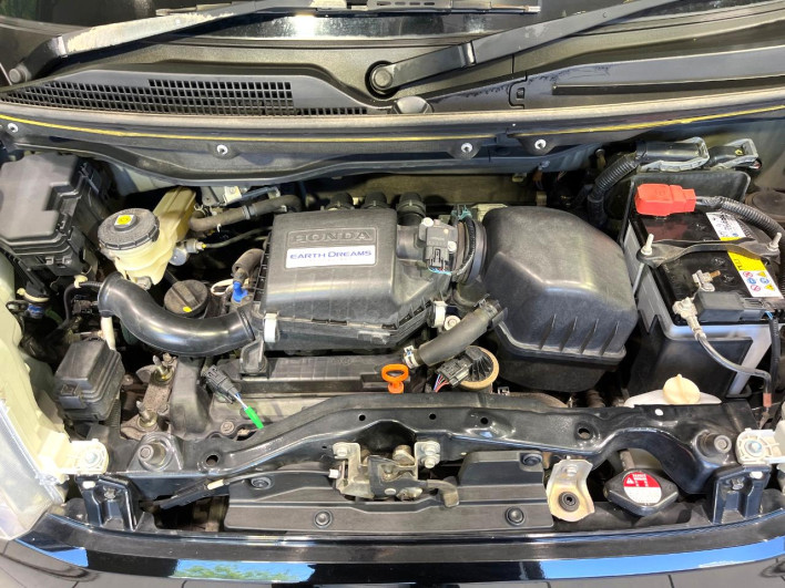 2016 Honda N-BOX DBA-JF1 (UW-6a0a8221ca84a)[4]