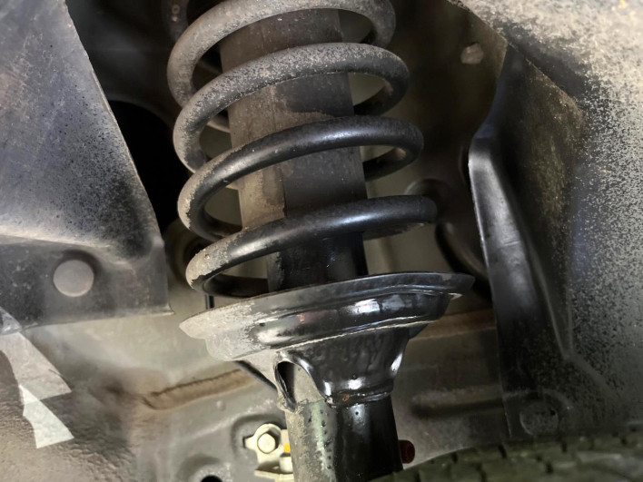 2016 Honda N-BOX DBA-JF1 (UW-6a0a8221ca84a)[19]