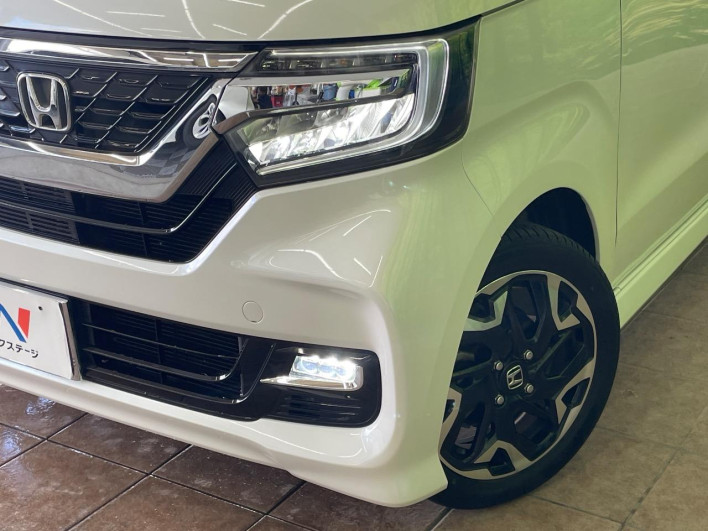 2019 Honda N-BOX CUSTOM DBA-JF3 (UW-6a0a822790617)[20]