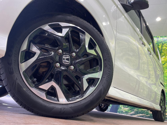 2019 Honda N-BOX CUSTOM DBA-JF3 (UW-6a0a822790617)[18]