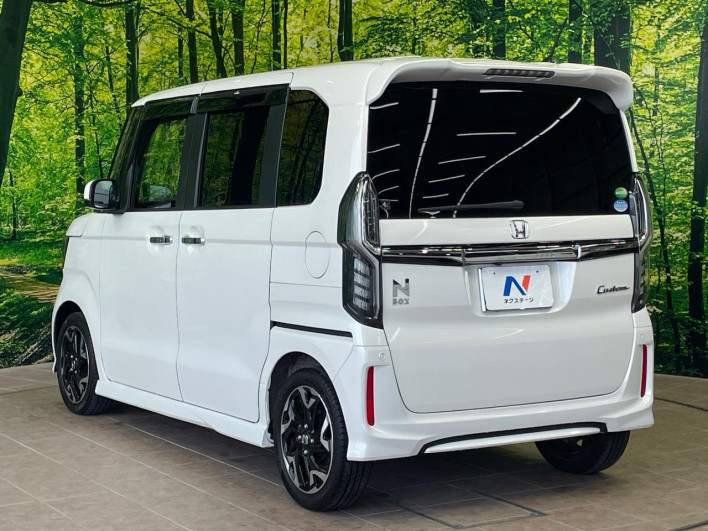 2019 Honda N-BOX CUSTOM DBA-JF3 (UW-6a0a822790617)[7]