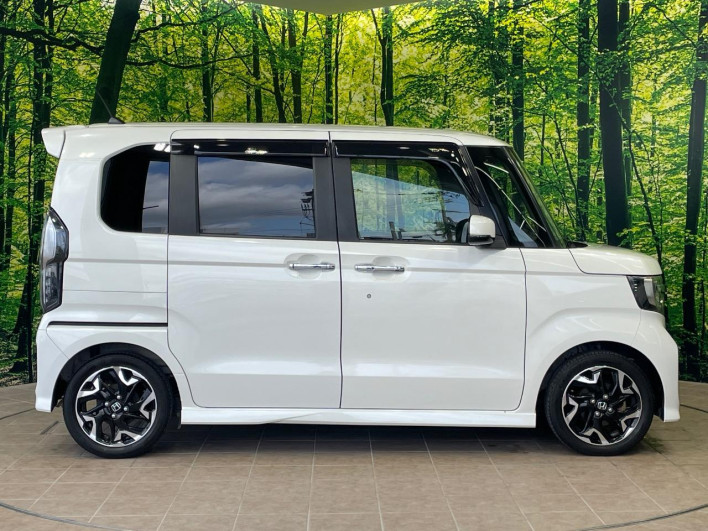 2019 Honda N-BOX CUSTOM DBA-JF3 (UW-6a0a822790617)[10]