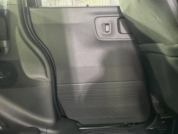2023 Honda N-BOX CUSTOM 6BA-JF5 (UW-6a0a822c637d9)[29]