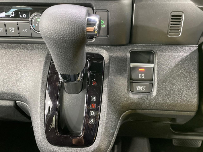 2026 Honda N-BOX CUSTOM 6BA-JF5 (UW-6a0a822f63f0b)[9]