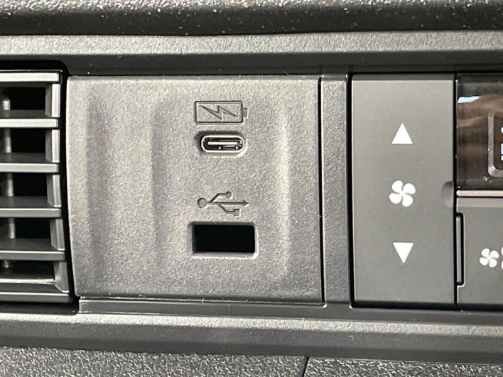 2026 Honda N-BOX CUSTOM 6BA-JF5 (UW-6a0a822f63f0b)[14]