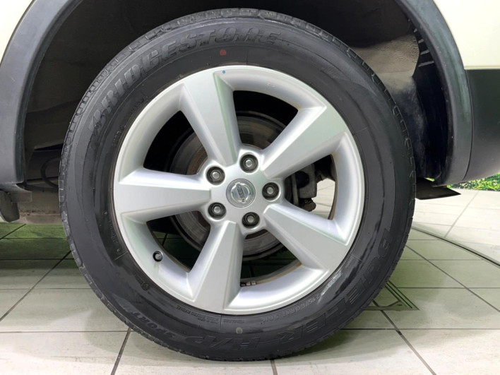 2013 Nissan Dualis DBA-KNJ10 (UW-6a0a824125286)[14]
