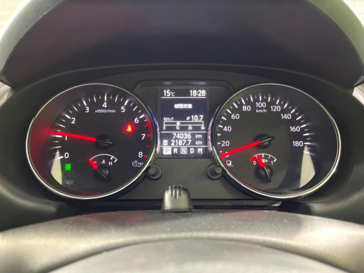 2013 Nissan Dualis DBA-KNJ10 (UW-6a0a824125286)[19]