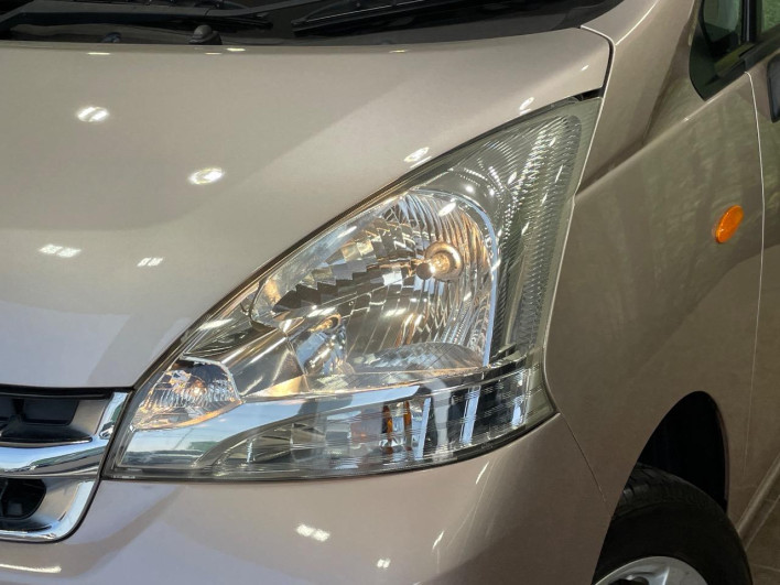 2011 Daihatsu Move DBA-LA100S (UW-6a0a8245e556b)[11]