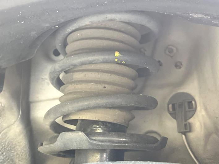 2015 Daihatsu Cast DBA-LA250S (UW-6a0a8249a5bf9)[15]