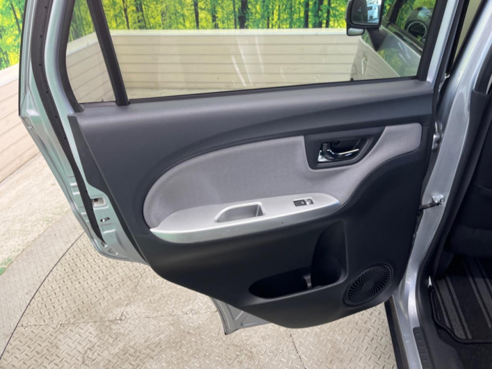 2017 Daihatsu Cast DBA-LA250S (UW-6a0a824b8b721)[25]