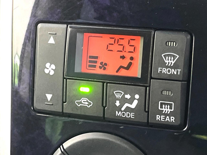 2018 Daihatsu Tanto DBA-LA600S (UW-6a0a825513fac)[23]