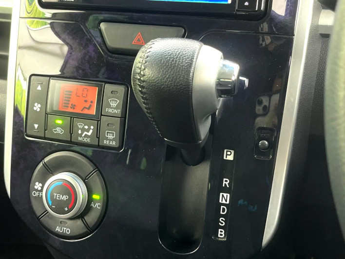 2018 Daihatsu Tanto DBA-LA600S (UW-6a0a825513fac)[22]
