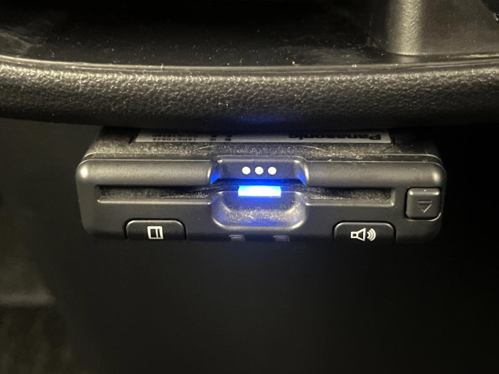 2018 Daihatsu Tanto DBA-LA600S (UW-6a0a825513fac)[24]