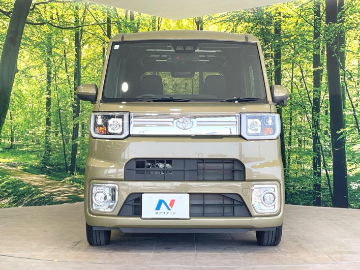 2021 Toyota Pixis Mega 3BA-LA700A (UW-6a0a825addb82)[11]