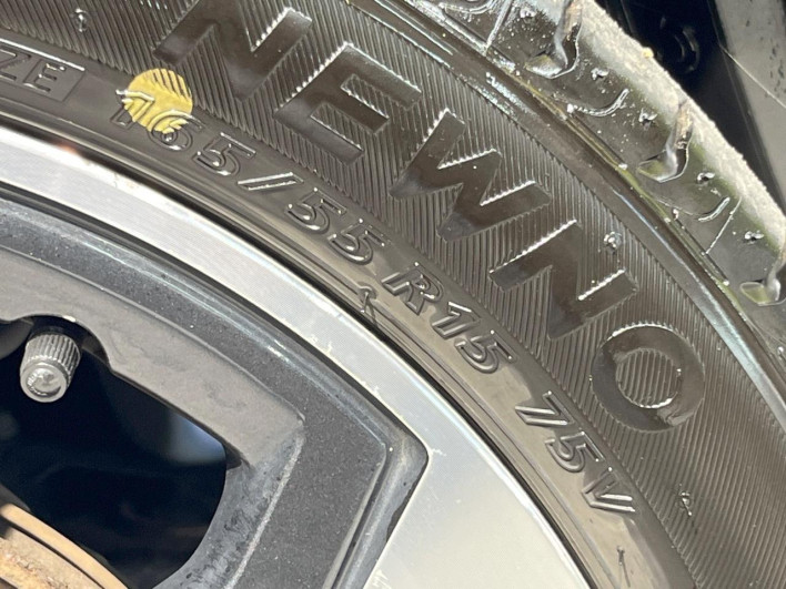 2015 Daihatsu Wake DBA-LA700S (UW-6a0a825b074e1)[7]