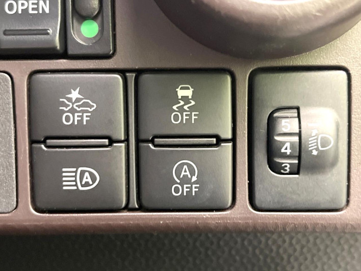 2018 Toyota Roomy DBA-M900A (UW-6a0a8268117e7)[25]