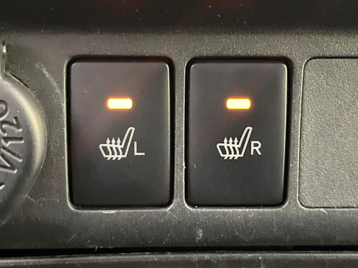 2018 Toyota Roomy DBA-M900A (UW-6a0a8268117e7)[22]