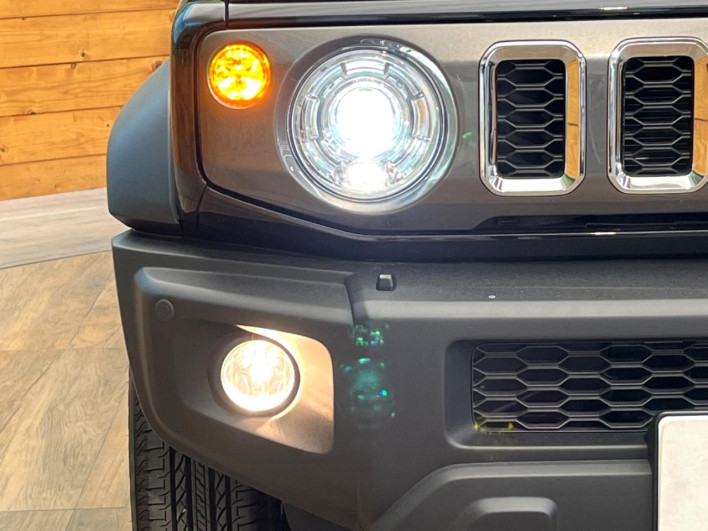 2025 Suzuki Jimny Nomad 3BA-JC74W (UW-6a0a82719db45)[17]