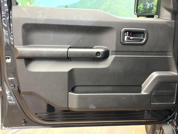 2025 Suzuki Jimny Nomad 3BA-JC74W (UW-6a0a82719db45)[28]