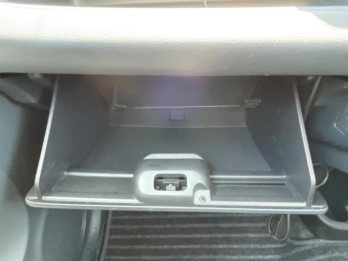 2014 Suzuki MR Wagon DBA-MF33S (UW-6a0a827727059)[4]