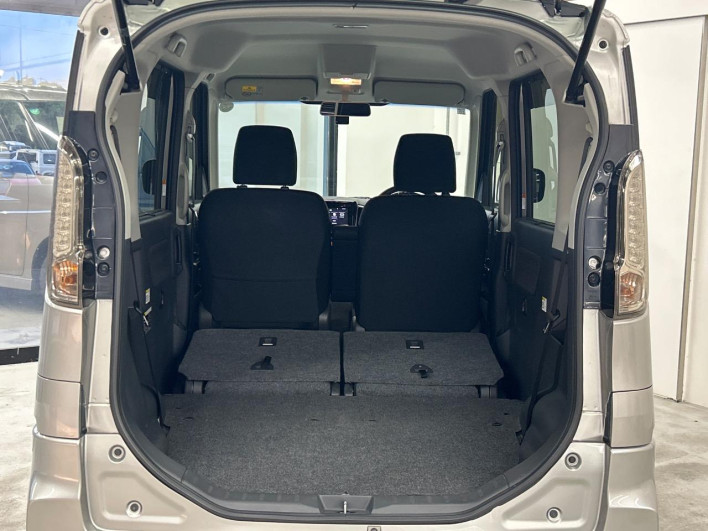 2015 Suzuki Spacia Custom DAA-MK42S (UW-6a0a827c4bffc)[26]