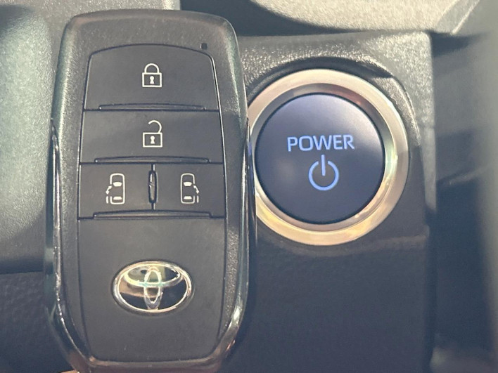 2023 Toyota Sienta 6AA-MXPL10G (UW-6a0a82a328302)[4]