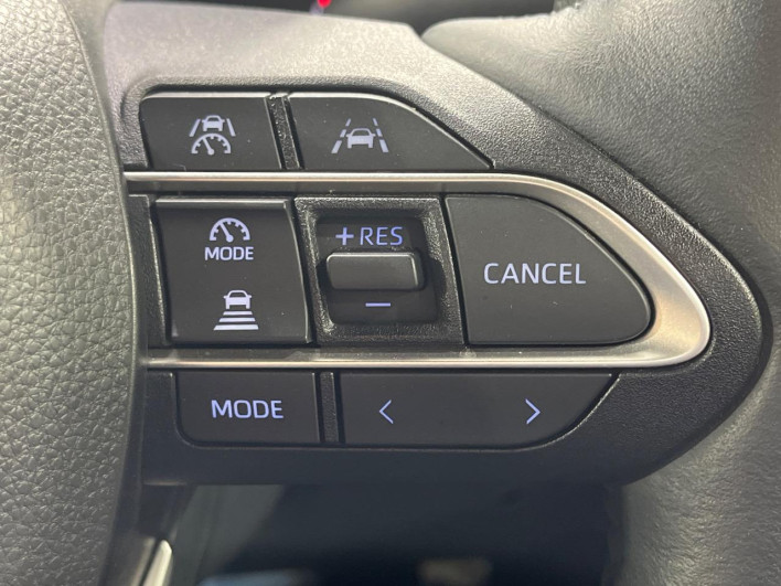 2022 Toyota Voxy 6BA-MZRA90W (UW-6a0a82ab73b66)[16]