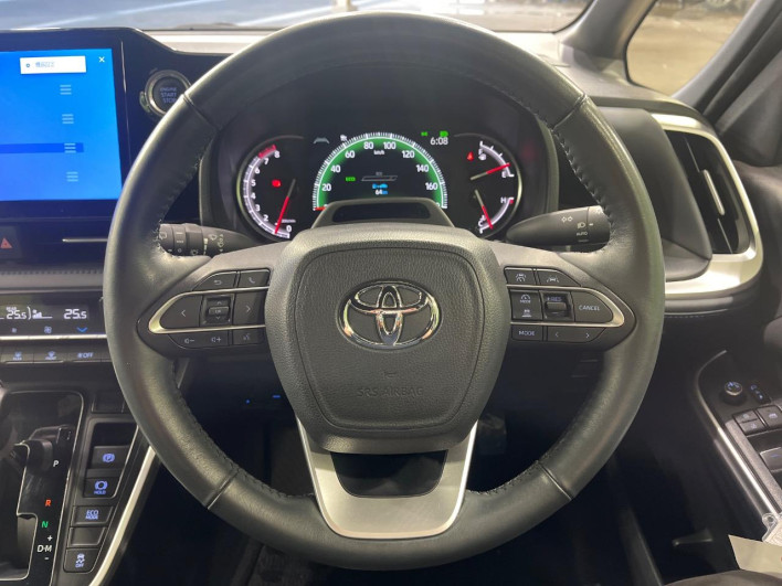 2022 Toyota Voxy 6BA-MZRA90W (UW-6a0a82ab73b66)[21]