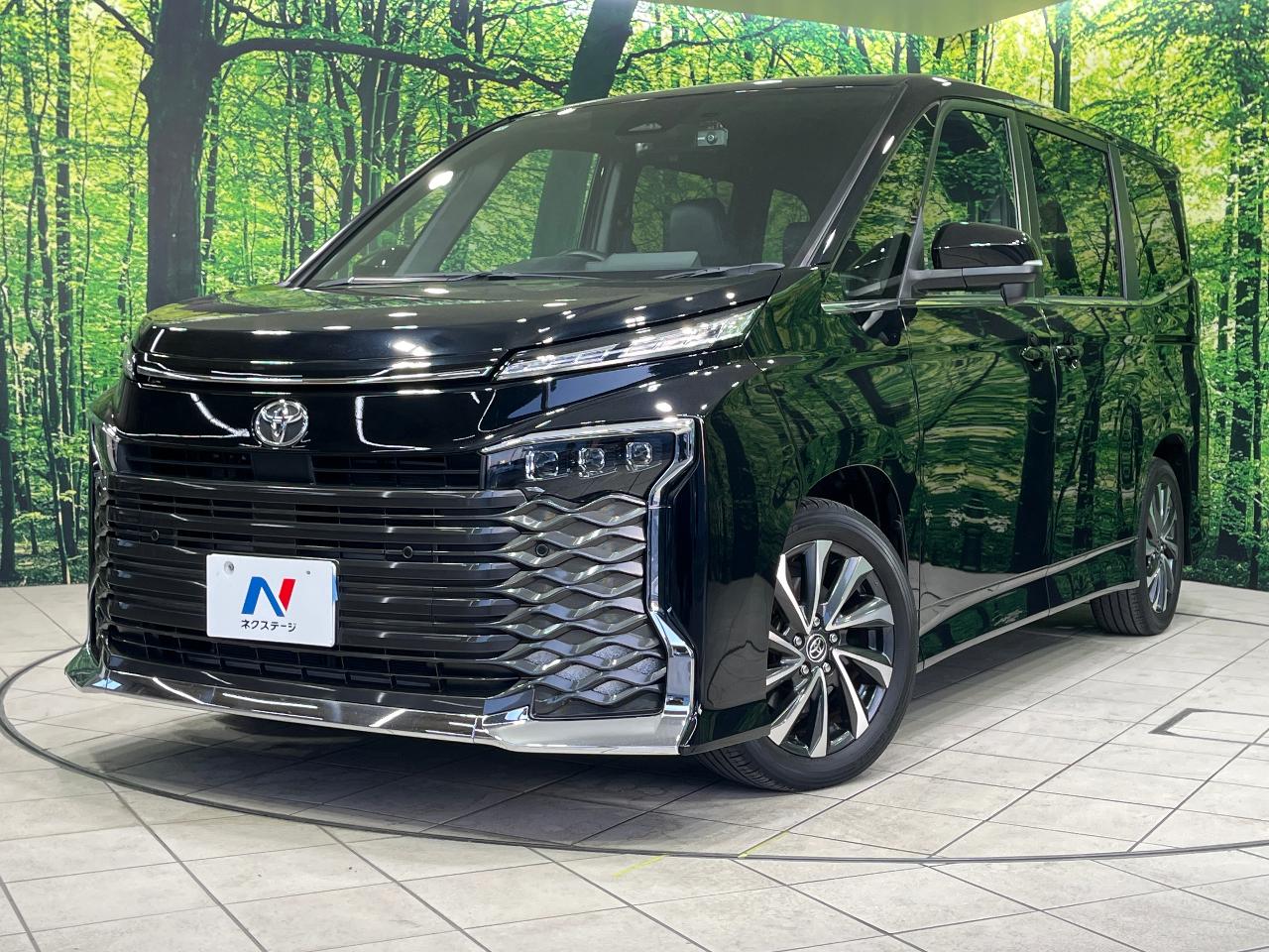 2022 Toyota Voxy 6BA-MZRA90W