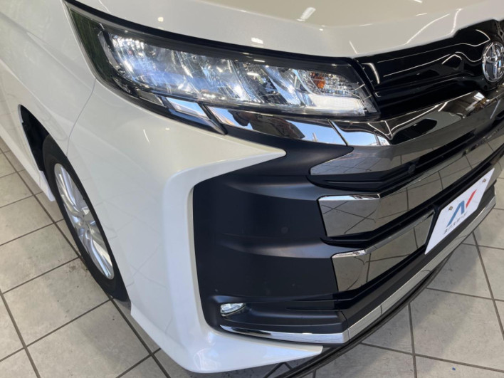2023 Toyota Noah 6BA-MZRA90W (UW-6a0a82abcee4d)[23]