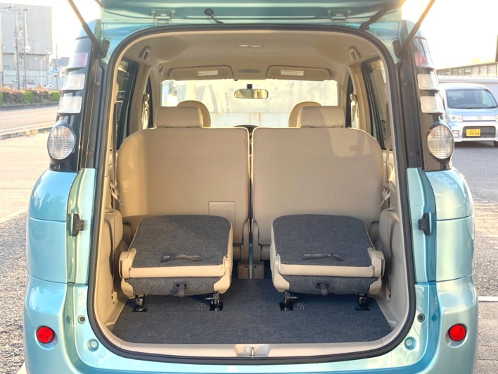 2010 Toyota Sienta DBA-NCP81G (UW-6a0a82add720d)[20]