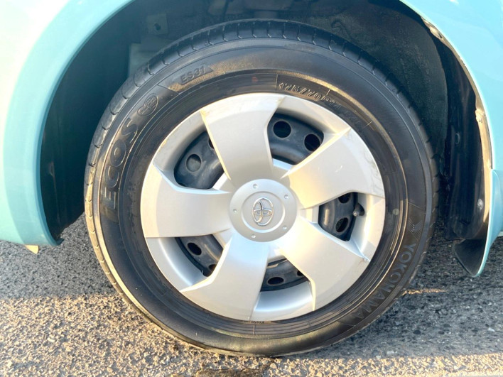 2010 Toyota Sienta DBA-NCP81G (UW-6a0a82add720d)[12]