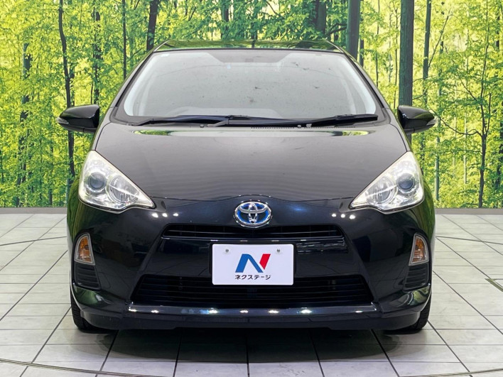 2013 Toyota Aqua DAA-NHP10 (UW-6a0a82af35611)[20]