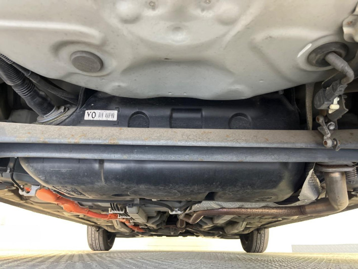 2013 Toyota Aqua DAA-NHP10 (UW-6a0a82b0af8b1)[11]
