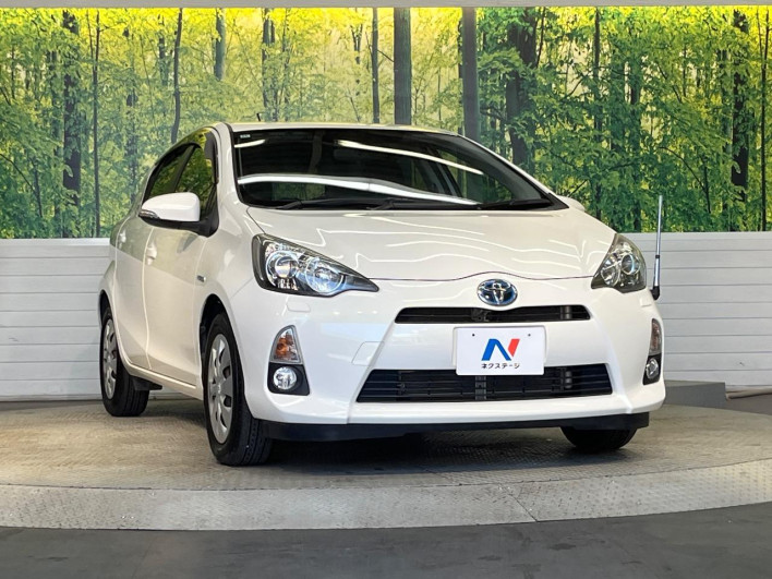 2013 Toyota Aqua DAA-NHP10 (UW-6a0a82b0af8b1)[25]