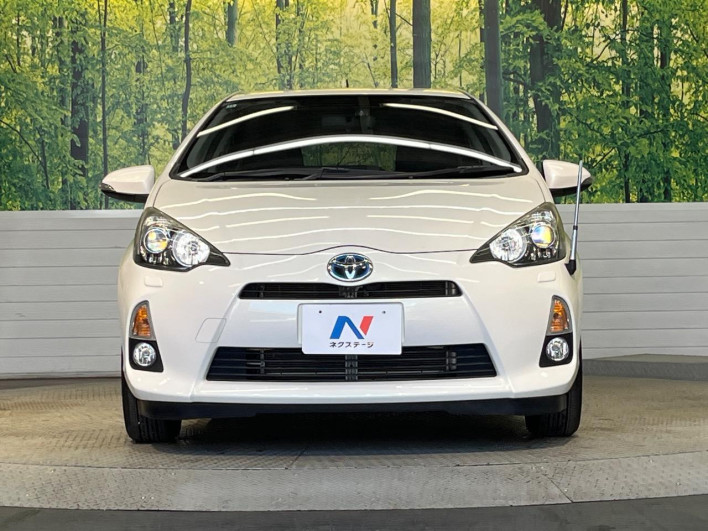 2013 Toyota Aqua DAA-NHP10 (UW-6a0a82b0af8b1)[26]