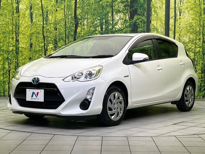 2015 Toyota Aqua DAA-NHP10 (UW-6a0a82b2354ed)[5]