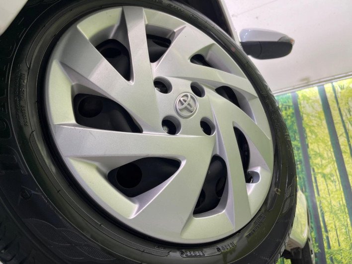 2015 Toyota Aqua DAA-NHP10 (UW-6a0a82b2354ed)[14]