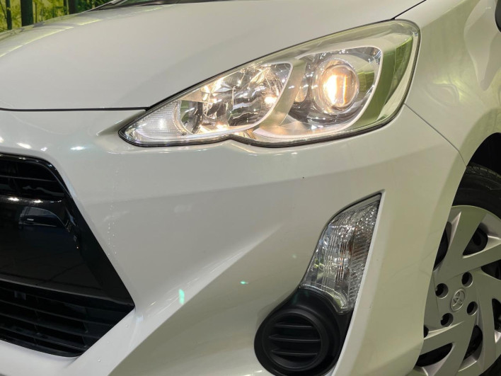 2015 Toyota Aqua DAA-NHP10 (UW-6a0a82b2354ed)[13]