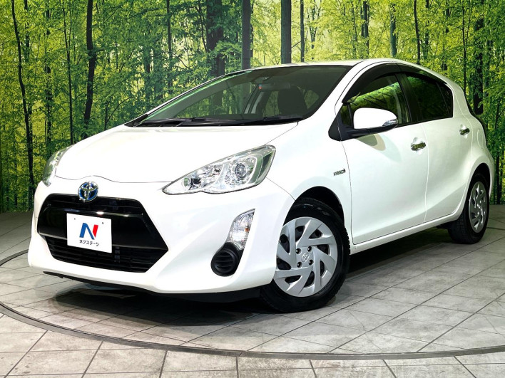2017 Toyota Aqua DAA-NHP10 (UW-6a0a82b2e1263)[0]
