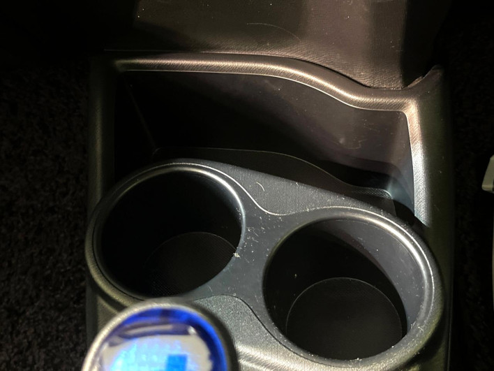 2017 Toyota Aqua DAA-NHP10 (UW-6a0a82b2e1263)[15]